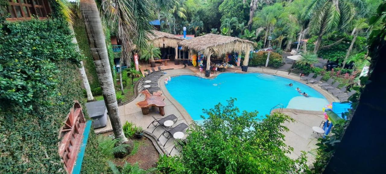 Marea Brava Hotel Jacó Esterno foto