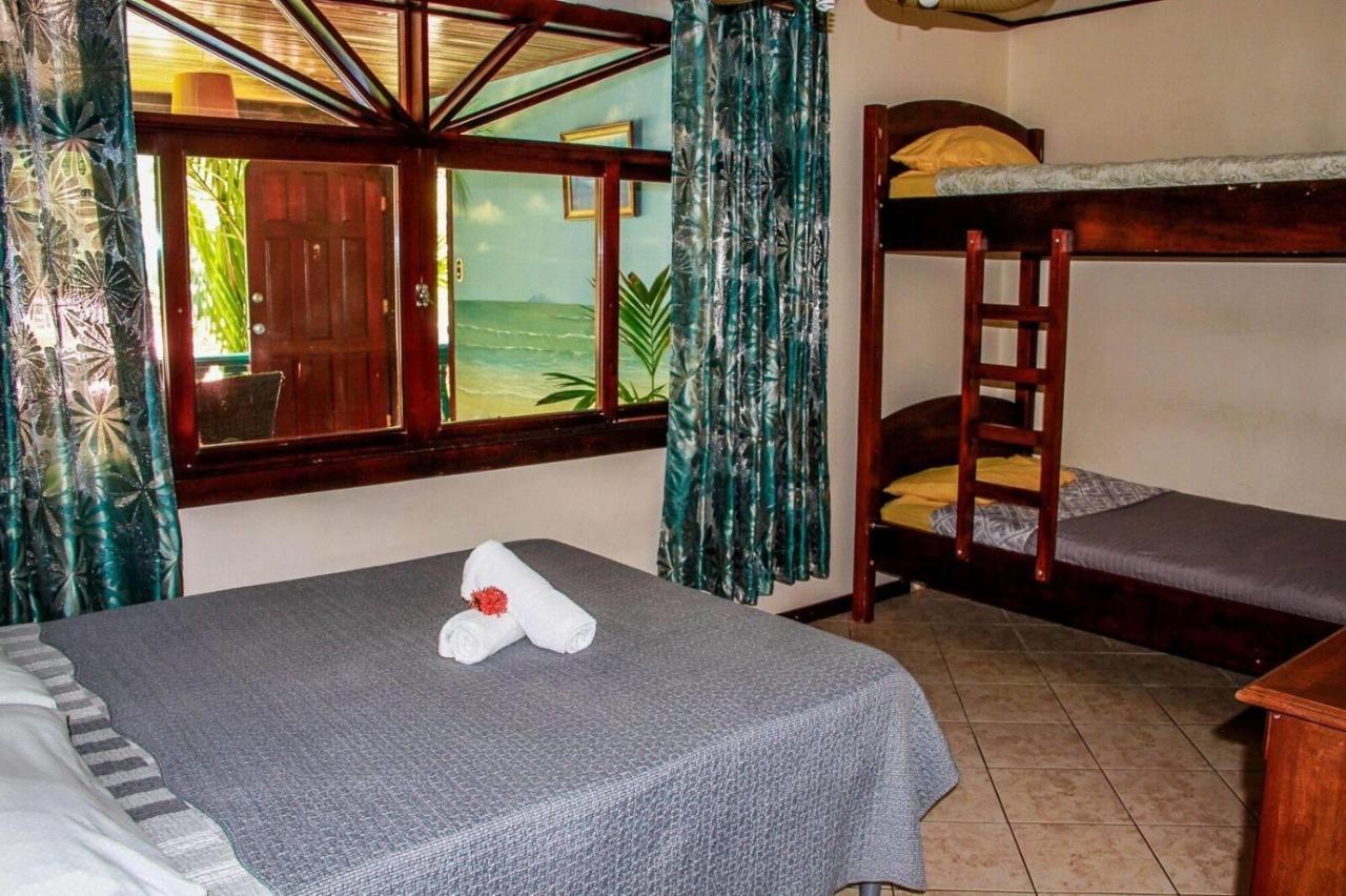 Marea Brava Hotel Jacó Esterno foto